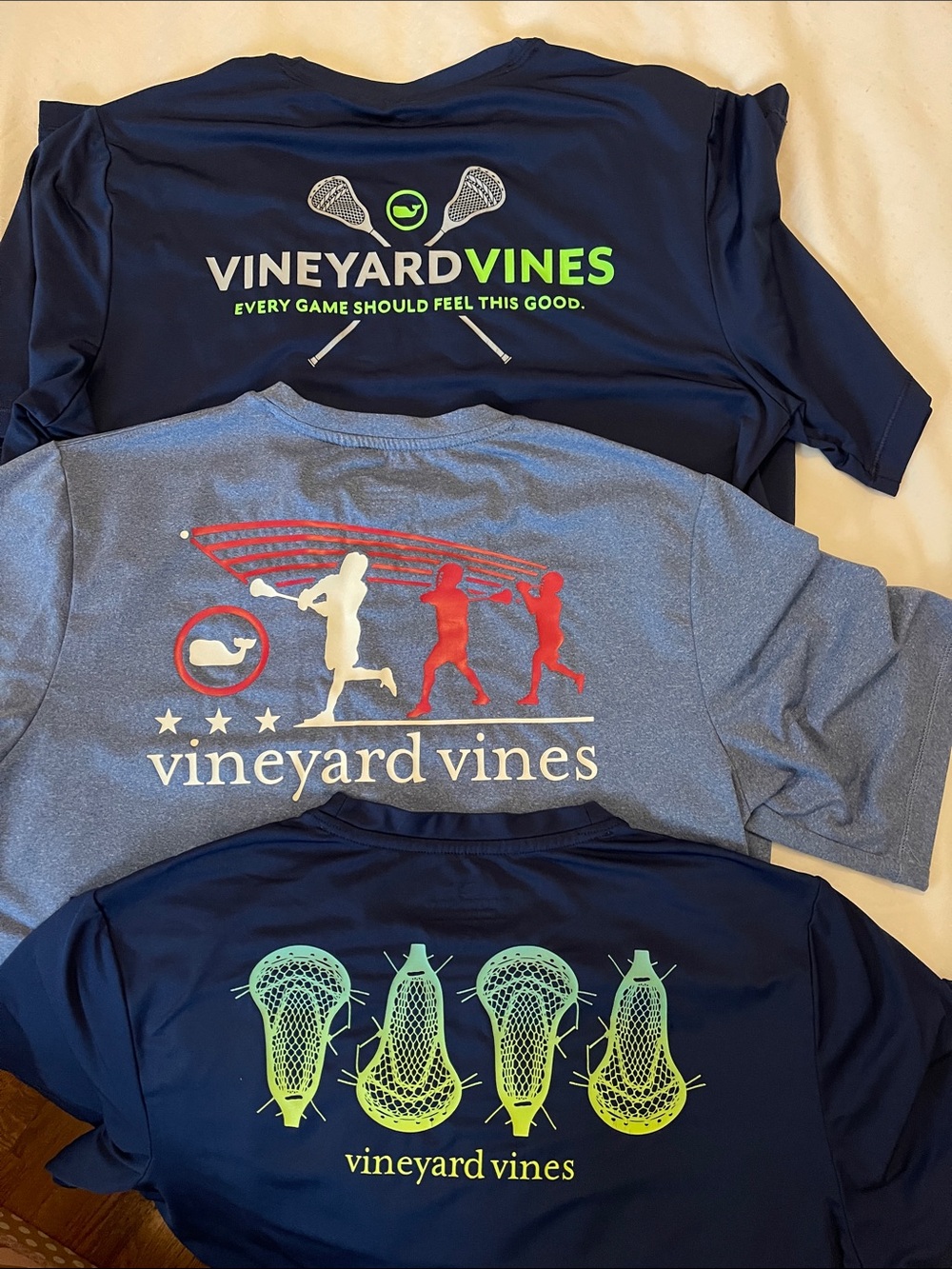 Vineyard Vines performance T-shirts set